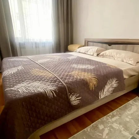2Х Комнатная Квартира На Айтиева Taraz Exterior photo