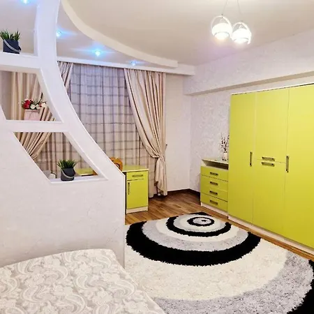 Просторная 3 Комнатная Квартира Taraz Exterior photo