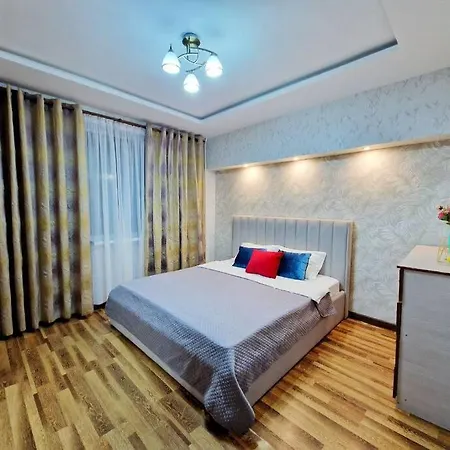 Просторная 3 Комнатная Квартира Taraz Exterior photo