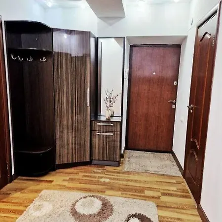 Просторная 3 Комнатная Квартира Taraz Exterior photo